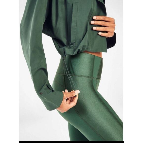 Fabletics Erica Cropped Hooded WindBreaker Jacket XL Green Full Zip Pockets - Picture 3 of 9
